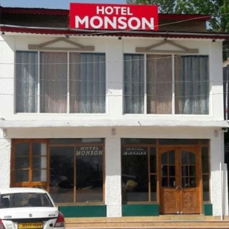 Hotel Monson Srīnagar Eksteriør bilde